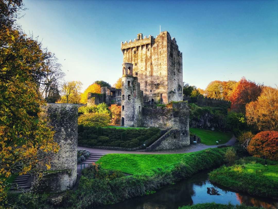 Private Blarney Stone, Cahir Castle and Rock of Cashel Tour