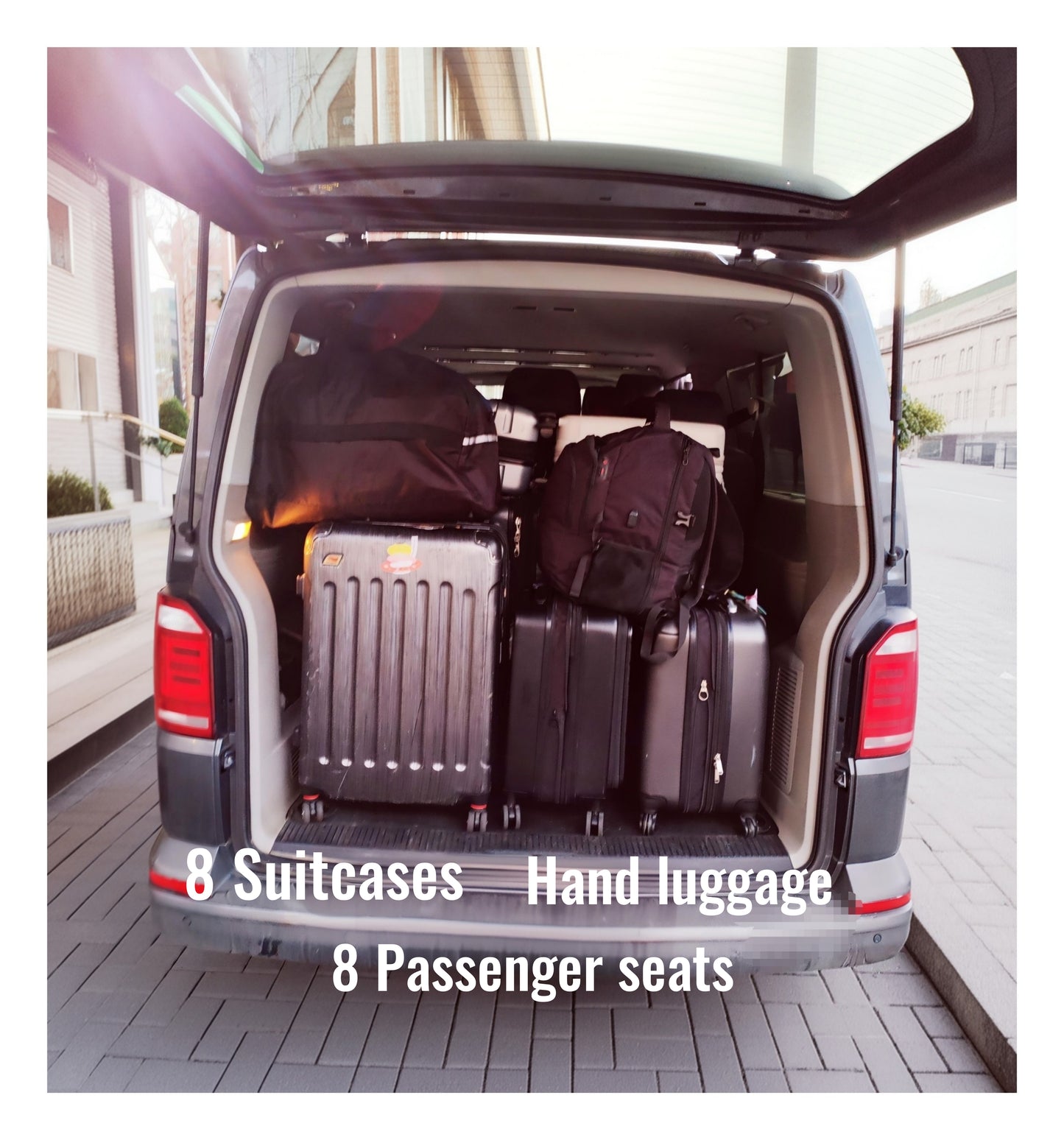 Airport Transfer with Private Tour of Dublin and Howth