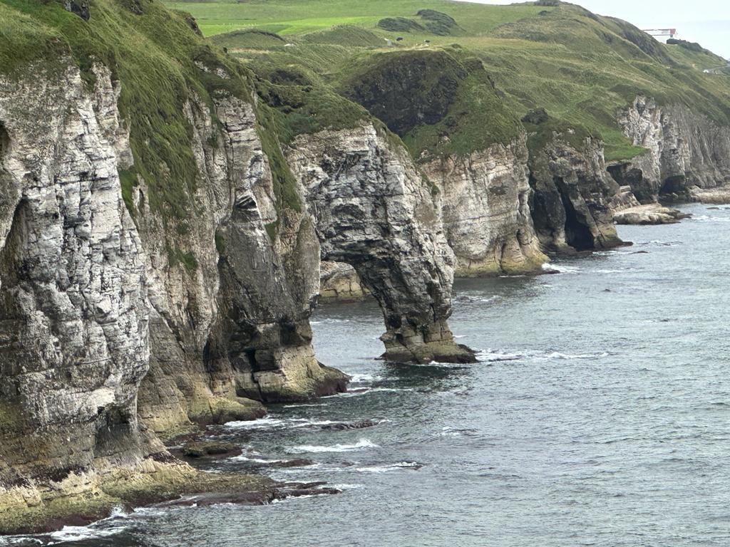 Private Giants Causeway and Northern Irish Highlights Tour