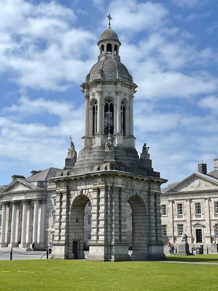 Classic 2 Hour Walking Tour of Dublin