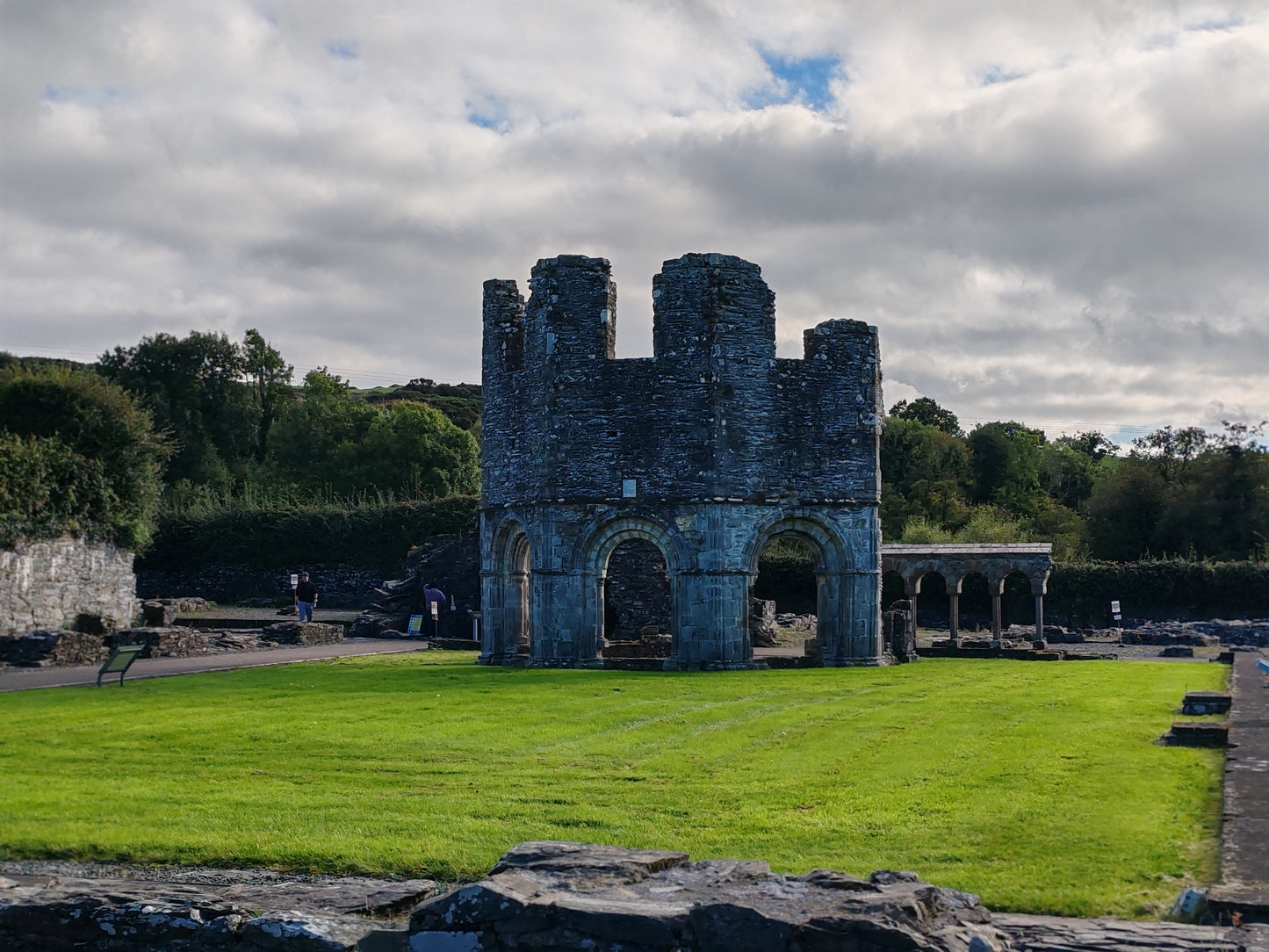 Castles and Abbeys Tour of the Boyne Valley