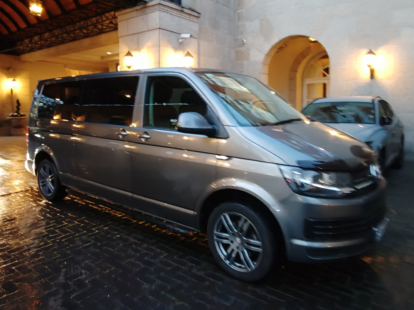 Castles and Abbeys Tour of the Boyne Valley