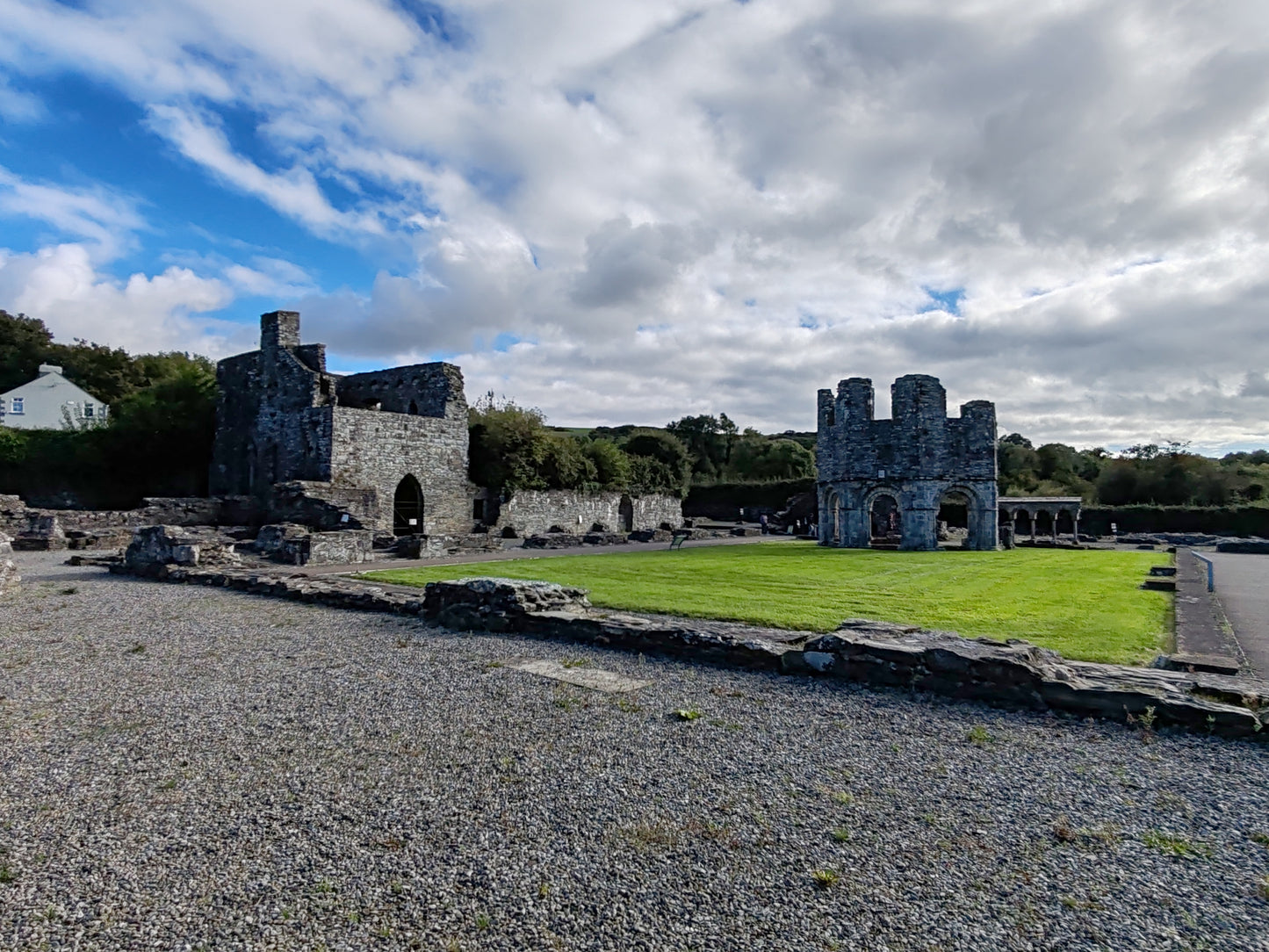 Castles and Abbeys Tour of the Boyne Valley